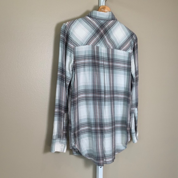 MUDD Plaid Flannel Button Down Shirt - Picture 15 of 16